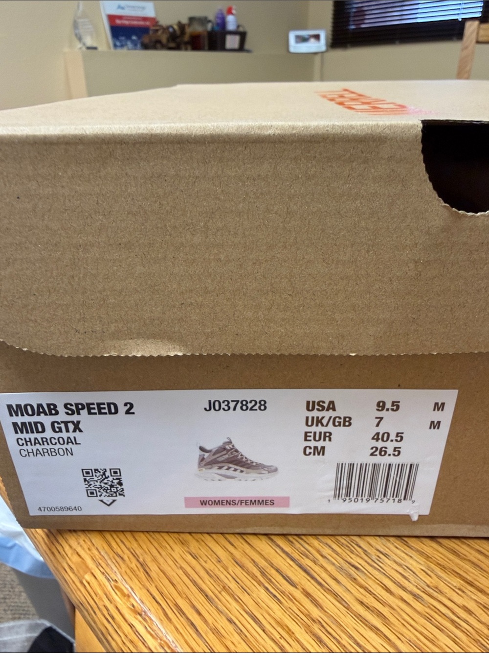 Merrell Women's Gray Hiking Sneakers - Two-Tone Gray